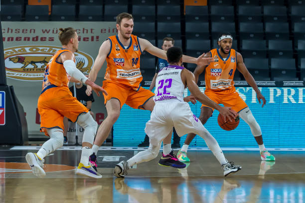 恩加德乌缺 恩加德乌缺