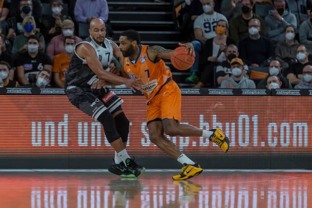 一路走到中 一路走到中