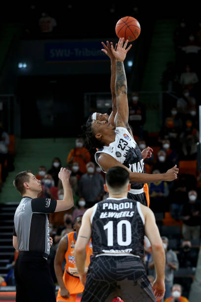 准三分投篮 准三分投篮